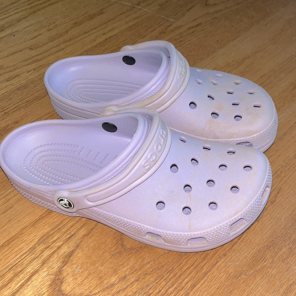 Lavender Women’s Crocs Size 8